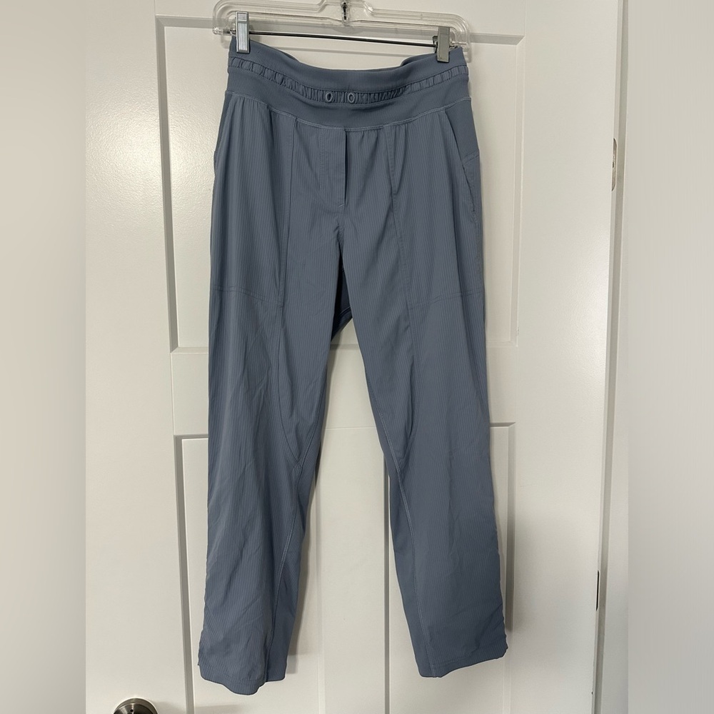 Dance Studio Mid-Rise Cropped Pant size 6